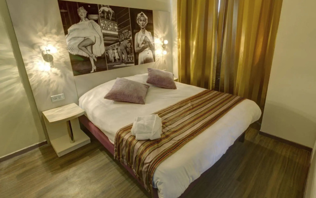Hotel Arles Plaza