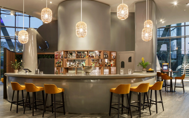 Отель voco Milan - Fiere by IHG