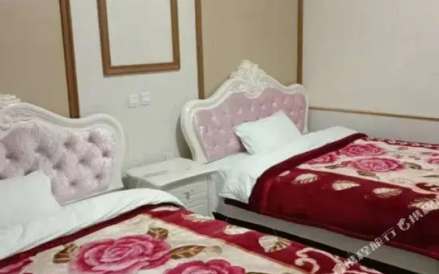 Houshan Yueyu Inn