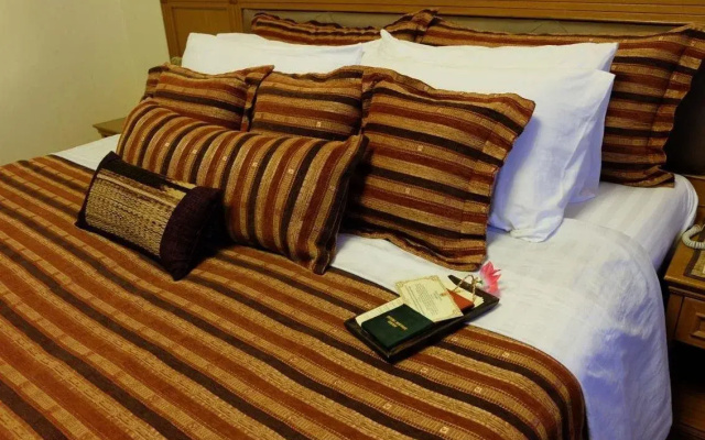 Taksila Hotel