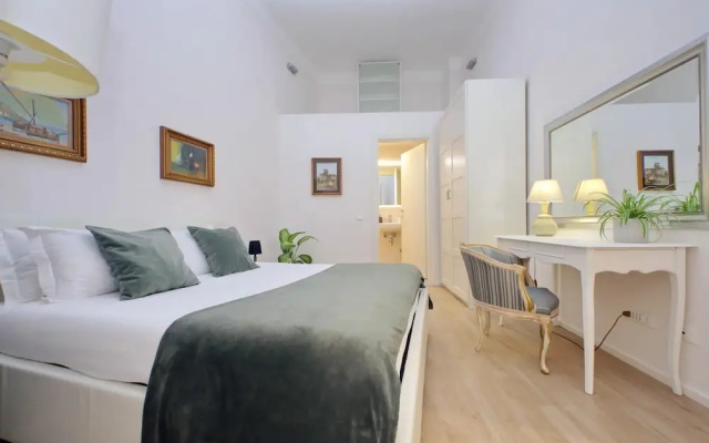 Treasurerome Opera Trevi Green Suite 2BR