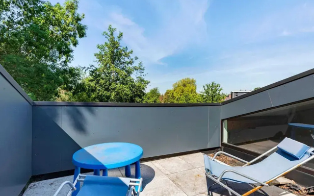 Villa in Kobbegem With Private Garden