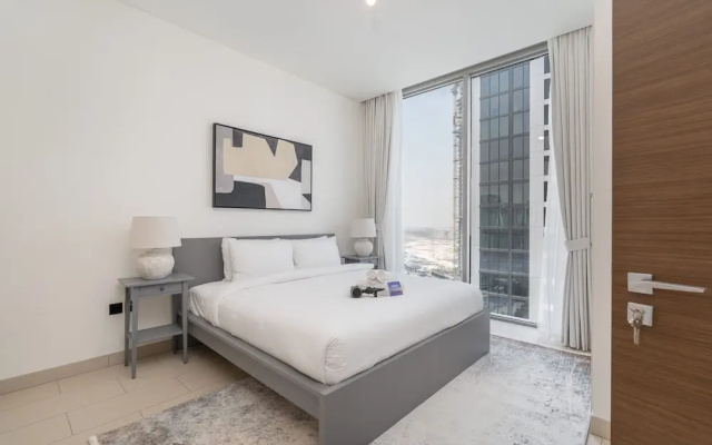 Chic 2 bed Apartment in Sobha Creek Vistas