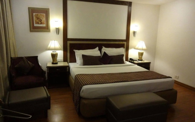 The Hotel Hindusthan International
