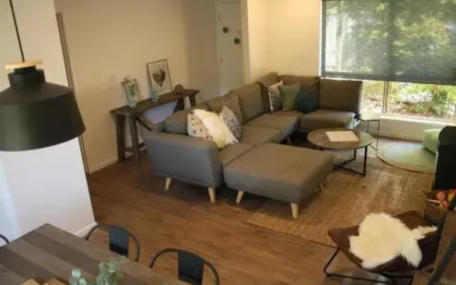 4 Autumn Grove