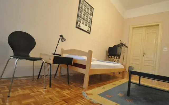 Nikolas Guesthouse