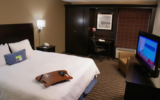 Spark by Hilton Tampa Brandon