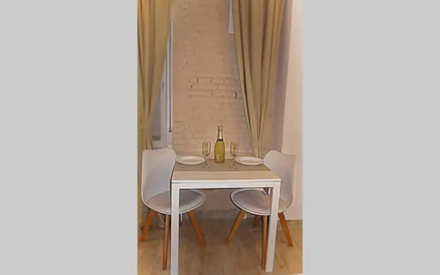 Apartment with Jacuzzi Fast internet Free Wifi