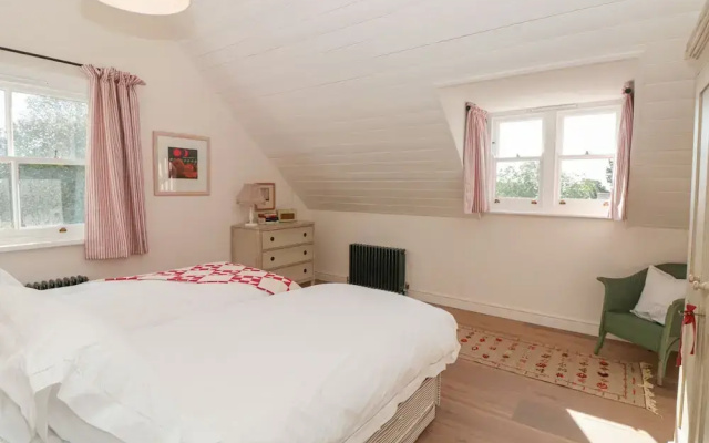Willow Cottage