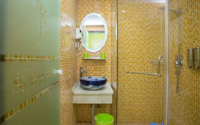 Hi Inn Shanghai Xujiahui Caobao Road