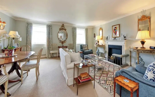 Beautiful & Spacious, 2 Bed in South Kensington