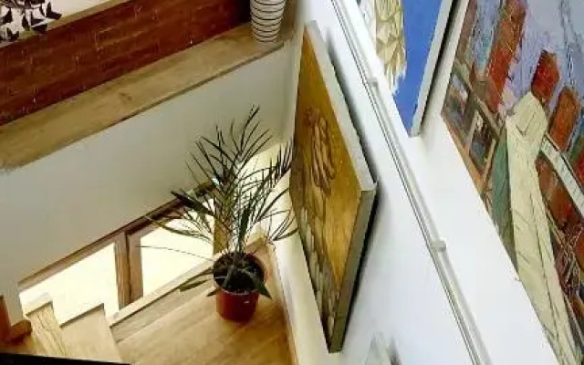 Gallery Guesthouse