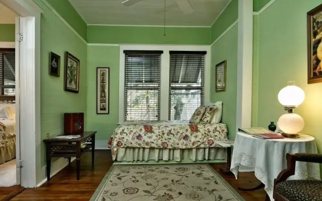 Grady House