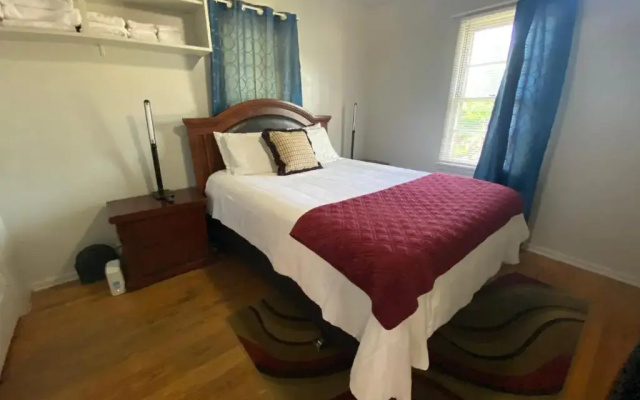 The Cozy Casa near Highway 74