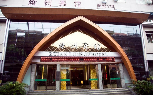 Oasis Hotel
