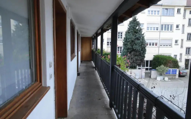 Strasbourg centre studio+mezzanine au calme