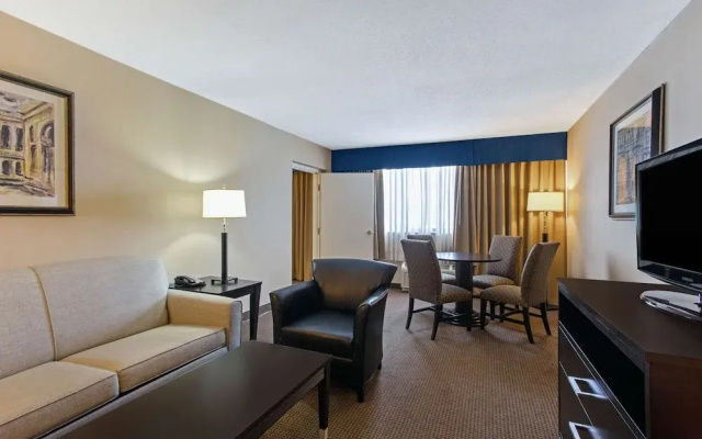 Hampton Inn Manchester Downtown, Nh