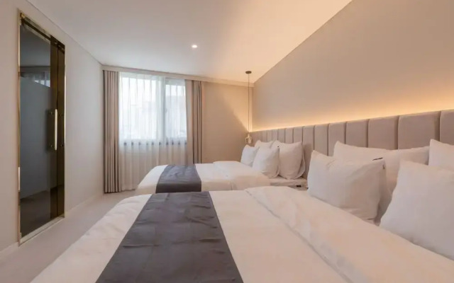 SeoMyeon Denvasta Central Hotel