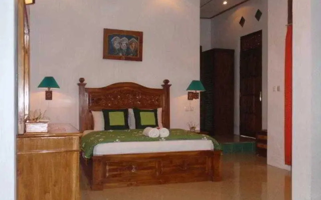 Sudaji Guest House