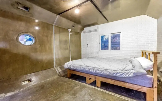 Nami Island Healing Leisure Camping&glamping