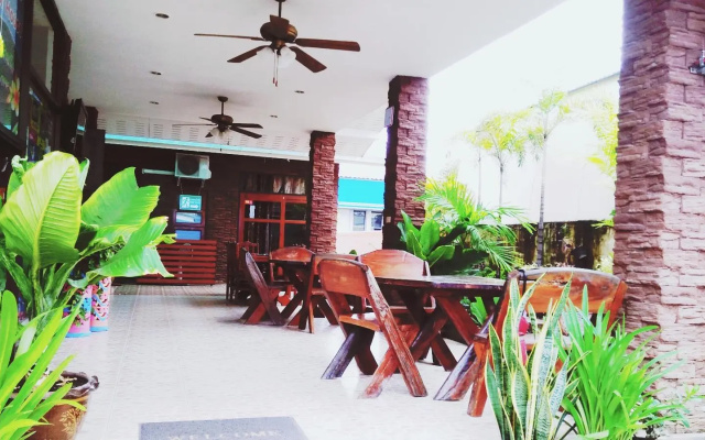 My Home Guesthouse