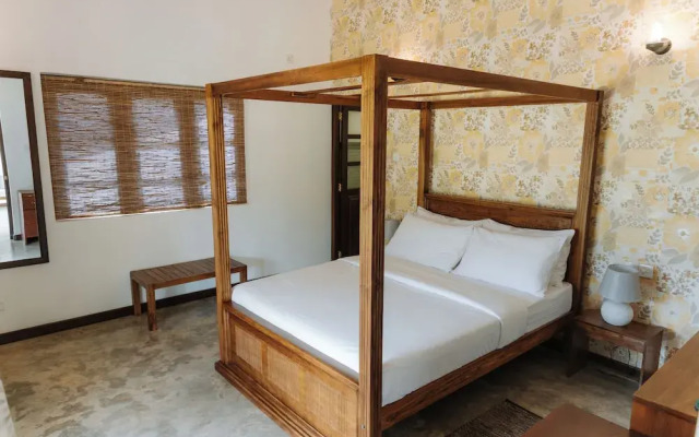 The 6th Milepost Tea Bungalow
