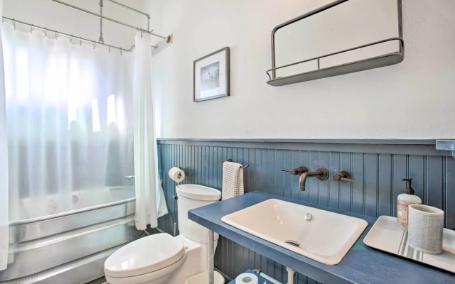 Half-mi to French Quarter: Rustic Nola Home