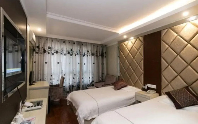 Yiwu Xinze Hotel