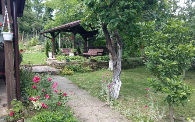 Vitanova Guest House