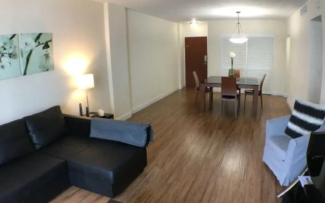 Beautiful Apartment in Hollywood Beach