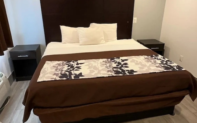Lindenhurst Motel