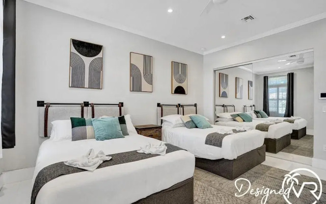 Luxurious 8BR Family Estate with Pool