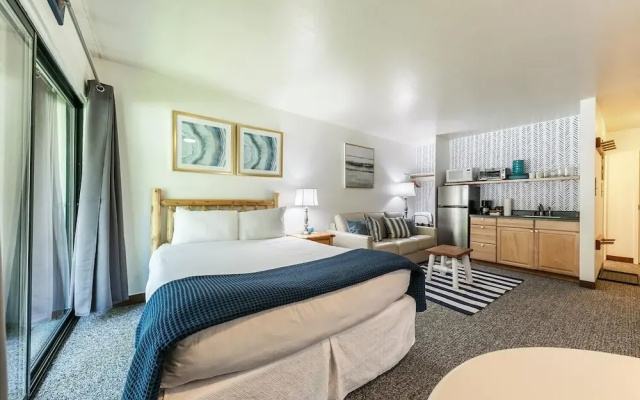 211 Bldg B 1 Bedroom Condo