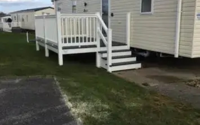 62 Solent Village