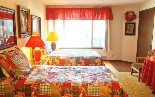 Tennis Village 3 2 Bedroom Apts