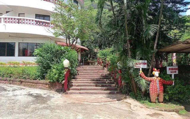 Golden Resort