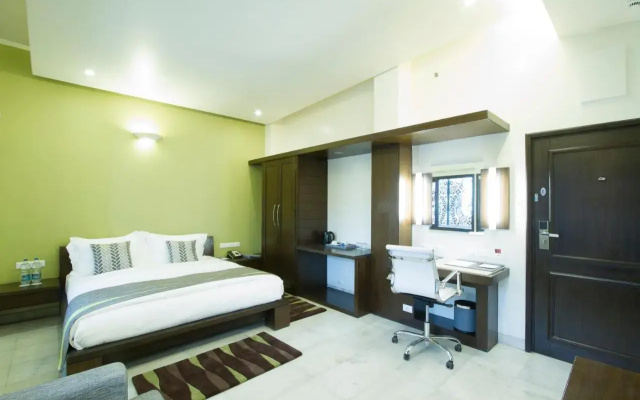 Leisure Inn Grand Chanakya