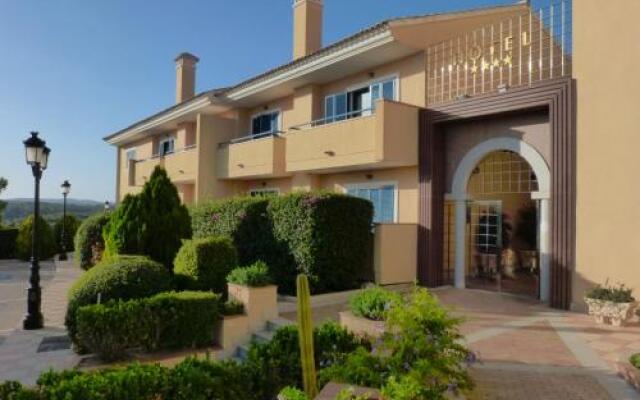 Отель Golf Campoamor Испания, Ориуэла - отзывы, цены и фото номеров - забронировать отель Golf Campoamor онлайн вид на фасад