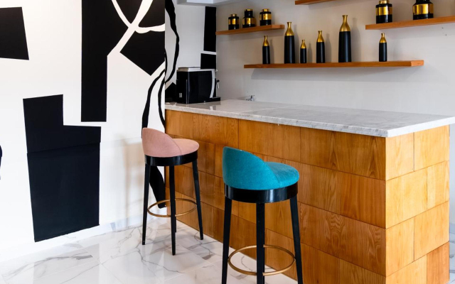 Hotel Unico Maarif