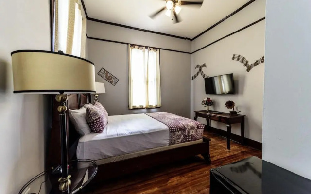 Hotel DeFuniak