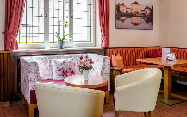 Hotel Laimer Hof Nymphenburg Palace Munich