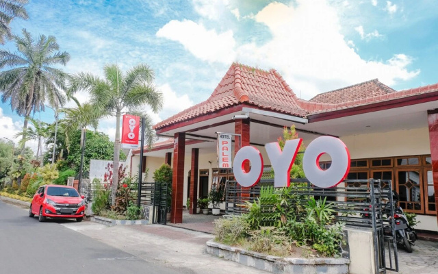 OYO 1036 Hotel Palem 1