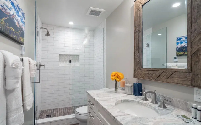 Etta Place 102 by Exceptional Stays