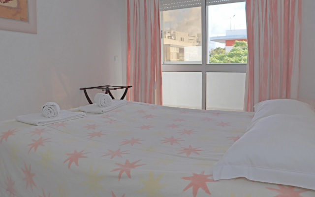 Apartamentos Paula Bela by Garvetur