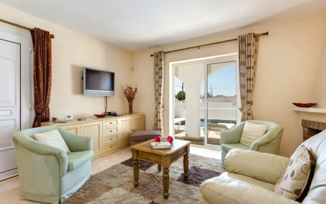 Cala'n Porter Playa Apartments