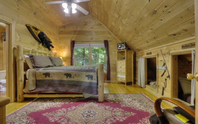 A Secluded Bearadise #247
