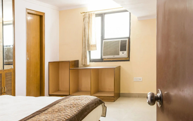 OYO 15515 Hotel Landmark Inn