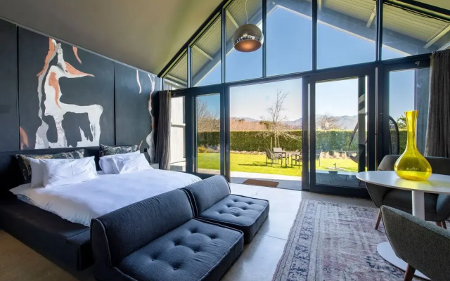 La Villa Retreat