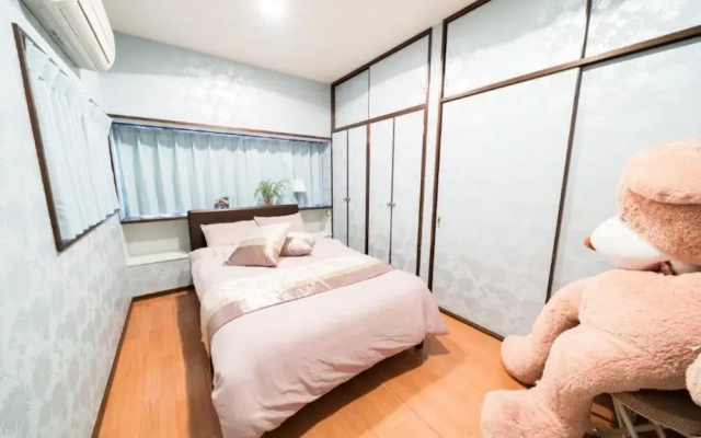 Shinjyuku  Okubo House