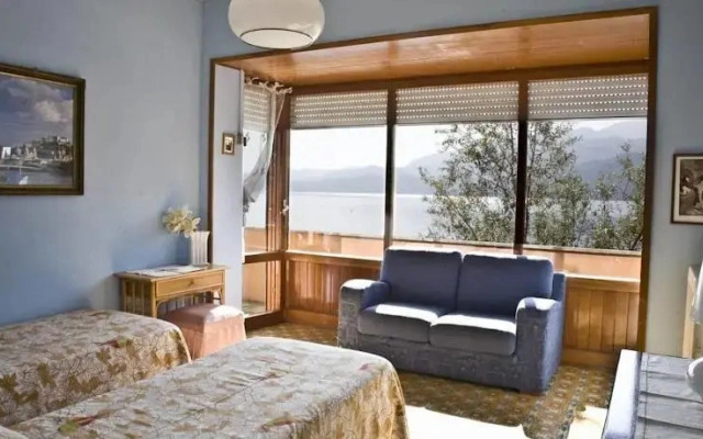 Lago DOrta House